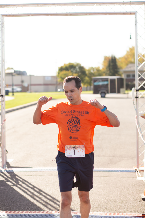 images.raceentry.com/infopages/crossroads-pregnancy-care-5k-run-and-walk-for-life-infopages-59355.png