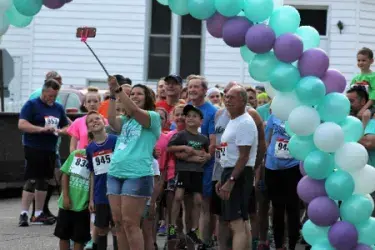 images.raceentry.com/infopages/positively-chiropractic-be-fit-5k-fun-run-infopages-3072.webp
