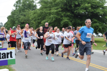 images.raceentry.com/infopages/run-through-the-heart-5k-infopages-3061.png