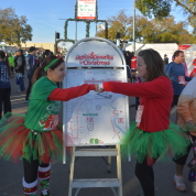 images.raceentry.com/infopages/sights-and-sounds-of-christmas-5k-and-1k-jingle-bell-run-infopages-4269.png