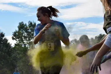 images.raceentry.com/infopages2/march4minds-color-5k-infopages2-4261.webp