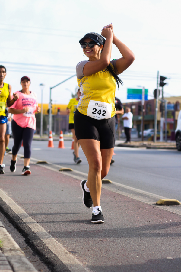 images.raceentry.com/infopages2/run-hawaii-virtual-run-infopages2-56588.png