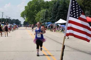 images.raceentry.com/infopages2/somers-one-mile-parade-run-infopages2-6134.webp