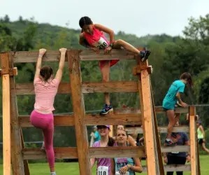 images.raceentry.com/infopages2/stronger-women-stronger-world-5k-obstacle-challenge--infopages2-51836.webp