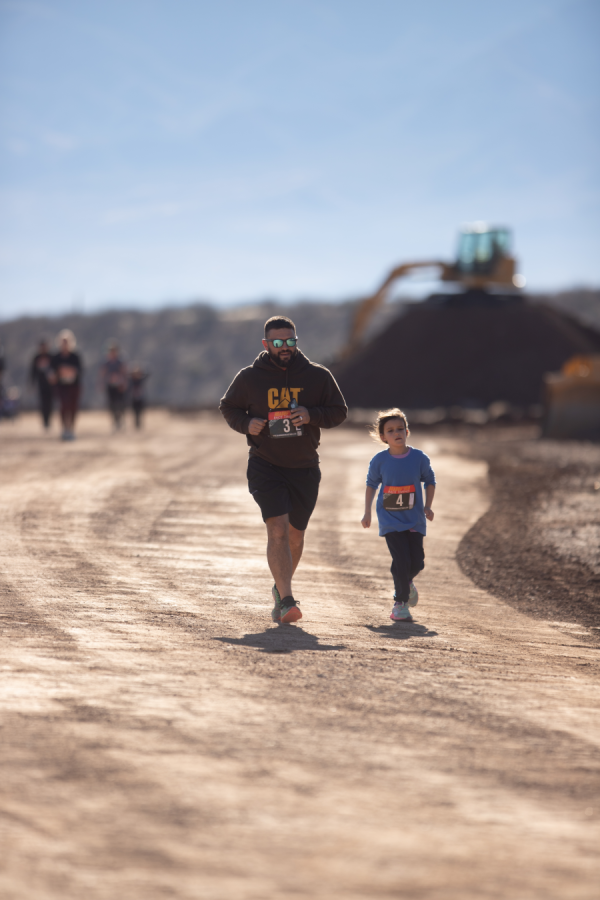 images.raceentry.com/infopages3/cat-dirt-dash-5k-trail-run-and-1-mile-fun-run-infopages3-55209.png