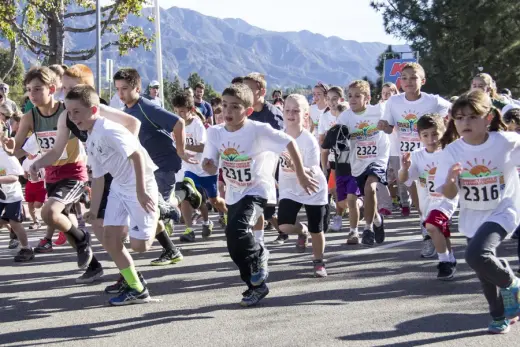 images.raceentry.com/infopages3/cclcf-thanksgiving-day-run-and-food-drive-infopages3-56521.webp