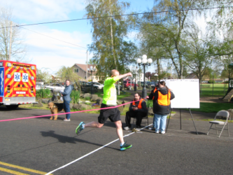 images.raceentry.com/infopages3/halsey-library-book-it-5k-fundraiser-infopages3-54072.png