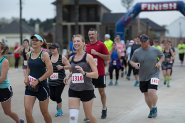 images.raceentry.com/infopages3/heels-up-half-marathon-infopages3-4482.png