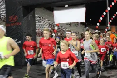 images.raceentry.com/infopages3/midnight-5k-infopages3-1873.webp